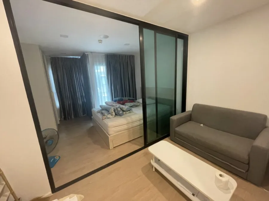 For Rent วินน์ ลาดพร้าว-โชคชัย 4 1 ห้องนอน กั้นห้องเป็นสัดส่วน ชั้น 5 สูงกำลังดี สนใจต้องจอง