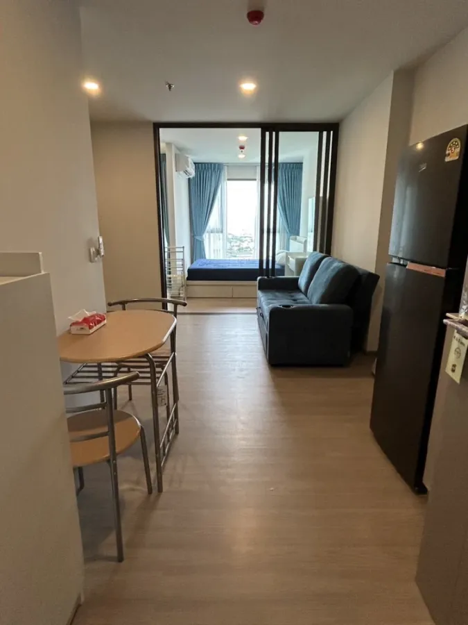 For rent: Aspire Sukhumvit - Rama 4. Beautiful, luxurious and comfortable. Book now!!
