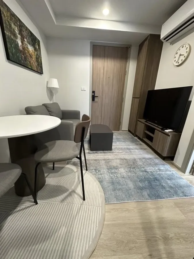 For rent Nue Core Khu Khot Station ห้องพร้อมอยู่ วิวสระว่ายน้ำ ชั้น 8 พร้อมความสงบ เสียงเงียบ จองเลย