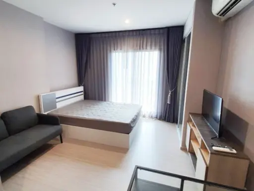 Condo for rent, Parkland Petchkasem 56, fully furnished room, ready to move in, pool view, north, no sun, good feng shui, book now images