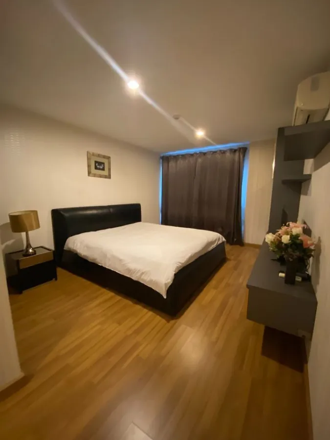 ให้เช่า Voque Sukhumvit 31 ชั้น 3 ห้องกว้าง พื้นที่ใช้สอยเพียบ ตกแต่งครบครัน เตียงใหญ่นอนสบาย จองเลย