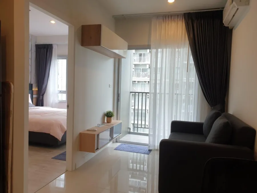 ให้เช่าคอนโด แมเนอร์ สนามบินน้ำ เฟอร์นิเจอร์ built-in ครบพร้อมอยู่ วิวสระว่ายน้ำและแม่น้ำ จองด่วน