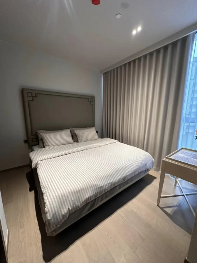 For rent: Tonson One Residence, 2 bedrooms, fully furnished, spacious room, comfortable. Ready to move in, reserve now.