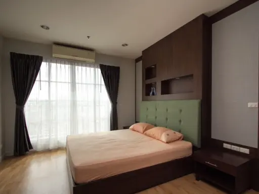 For rent, Citi Smart Condo Sukhumvit 18, 3 bedrooms, 3 bathrooms, fully furnished with electrical appliances, book now.