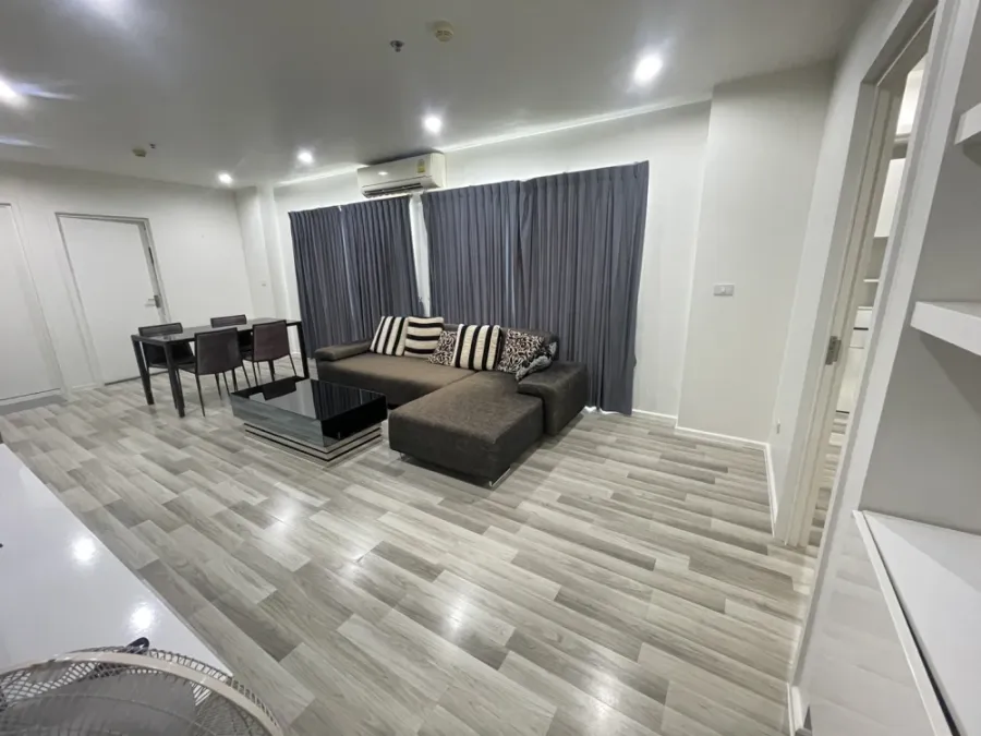 Urgent for rent!! Condo The Key Chaengwattana, 2 bedrooms, 2 bathrooms, very beautiful room, pool view, very beautiful!!!