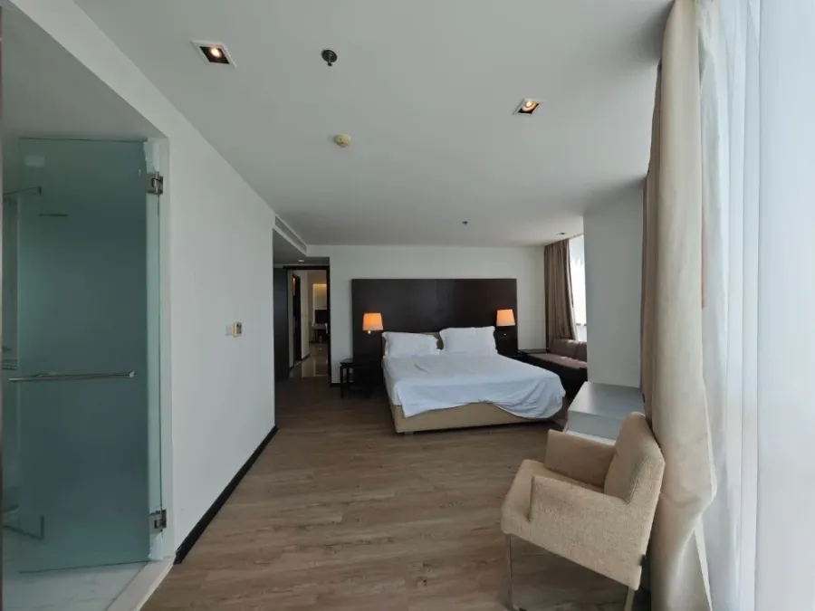 For rent: Sathorn Heritage, 2 bedrooms, fully furnished, hurry and reserve now!