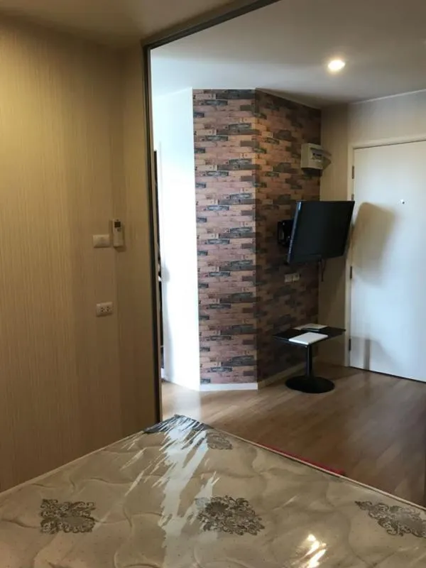 Condo for sale Lumpini Ville Ramkhamhaeng 60/2, high floor, city view, comfortable, new room, almost no people, can't miss it.