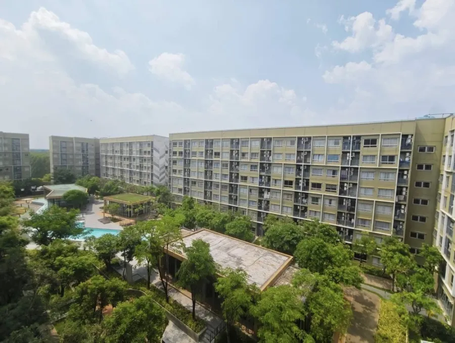 Plum Condo Rangsit Alive for rent. 1 bedroom, ready to move in. Fully furnished with all amenities. Everything you need in one place. Don't miss out!