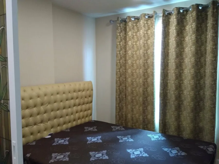 ห้องนี้ห้ามพลาดน้า ห้องตกแต่งอย่างดี พร้อมเครื่องใช้ไฟฟ้าจุกๆ จองเลยที่ JW Condo @ Donmuang ให้เช่า