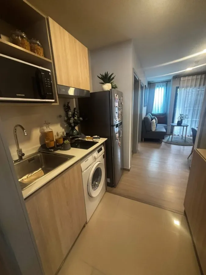 For rent: The Move Bang Khae, spacious room with usable space. Pet owners definitely shouldn't miss this.