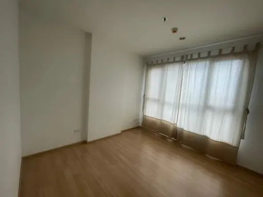 Condo for sale, The Base Rama 9-Ramkhamhaeng, empty room, 12th floor, comes at a special price. Hurry up and grab it before the room slips out of your