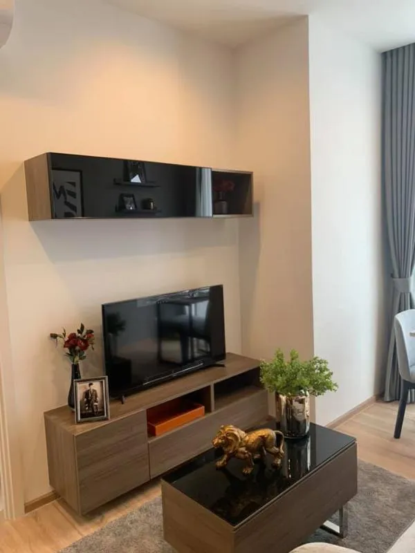 For rent The Line Pahol Pradipat, fully furnished, beautifully decorated room Don't miss out on this room!!