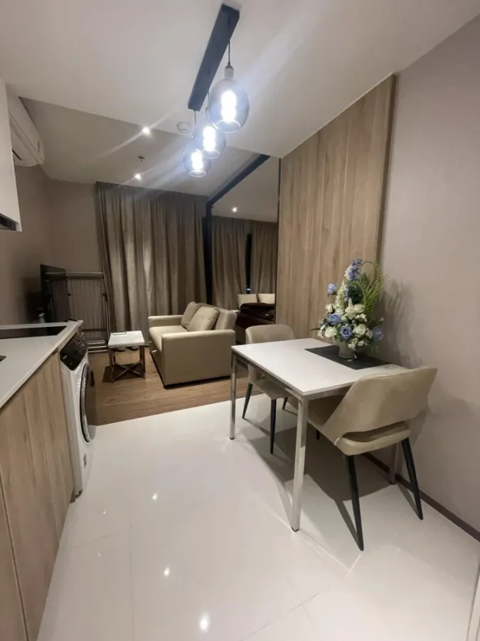 For rent, One Pattaya (North Pattaya), 14th floor, corner room, sea view, fully furnished, nice to live in, book now.