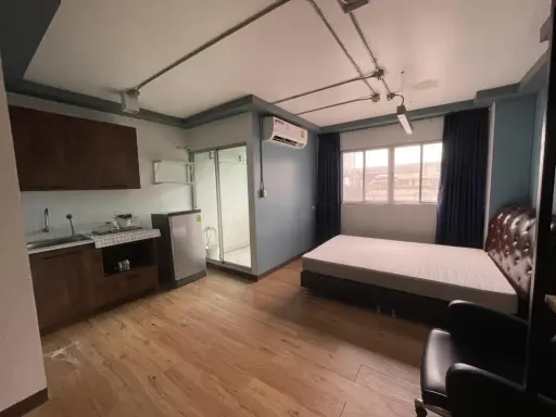 For rent, Lumpini Condo Town Rattanathibet, corner room, fully furnished, very good price, do not reserve, you will regret it.
