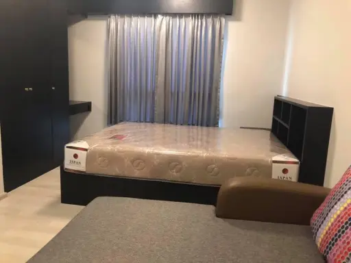 For rent: Unio Rama 2-Tha Kham, studio room with full facilities. You will regret not booking.