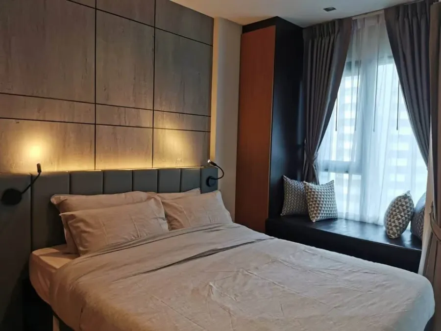 For rent Life one wireless is designed for real living. There are many storage cabinets. If you miss it, you will regret it.