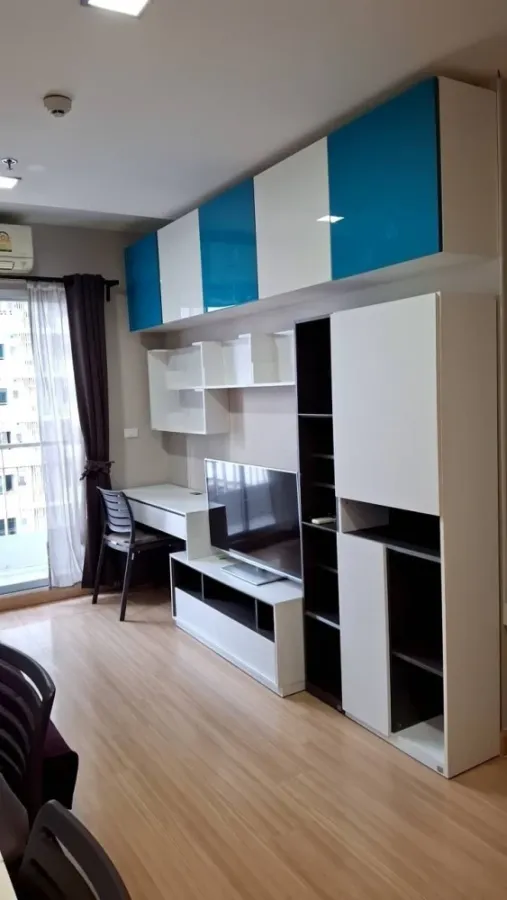 Condo for rent at CU Terrace. Spacious room with ample living space. Convenient and fully equipped. Don't miss out!