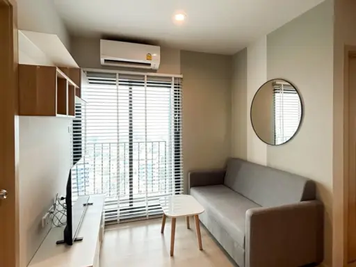 For rent, New Noble Ngamwongwan, 16th floor, north direction, 2 bedrooms, decorated in soft tones, gentle price, reserve now.
