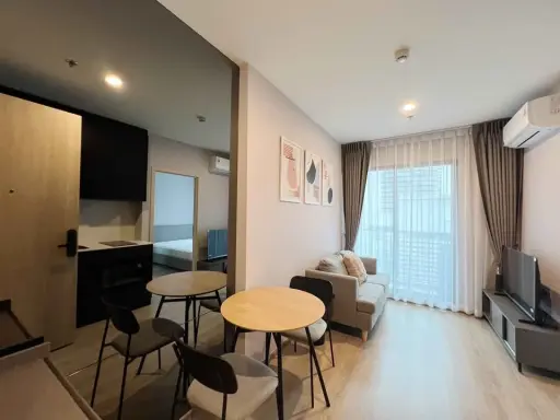 ให้เช่า Nue District R9 ห้องเเสงดี เครื่องใช้ไฟฟ้าครบ เฟอร์นิเจอร์ครบพร้อมอยู่ images