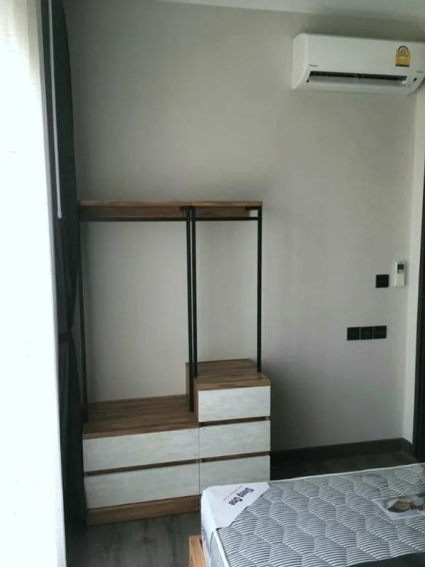 **Don't miss it** Urgent rent URBANO Ratchawithi, 32 sq.m., fully furnished + electrical appliances 15,000 baht/month, negotiable