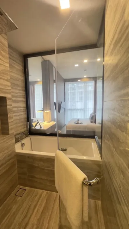 ขาย Celes Asoke ชั้น 10 ห้องกว้างมาก ตกแต่งเรียบหรู ดูดีสุดๆ เฟอร์นิเจอร์อย่างดีทุกชิ้น จองด่วนๆ