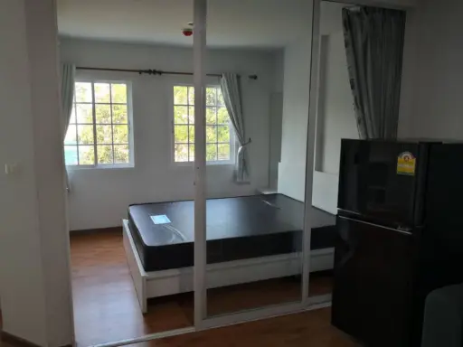 For rent Tulip Square Om Noi, fully furnished. First come first serve !!