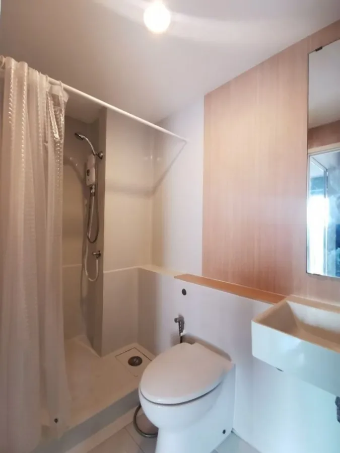 Condo for rent Aspire Ratchada-Wong Sawang Nicely decorated room Put wallpaper in the whole room If you miss it, you will regret it quickly.