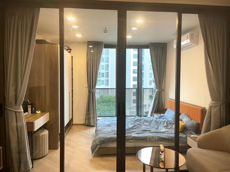 ให้เช่า เดอะ เบส สะพานใหม่ ตึก A ชั้น 5 พร้อมเฟอร์นิเจอร์และเครื่องใช้ไฟฟ้าครบครัน จองเลย ด่วนๆ