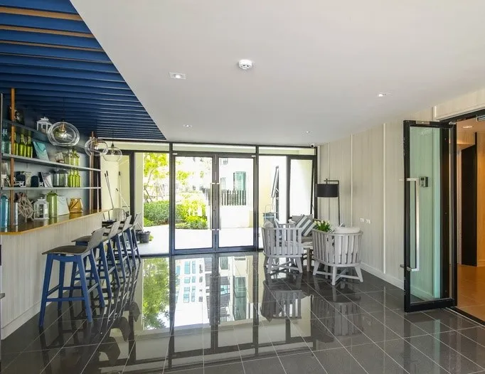 ขาย UNIO Sukhumvit 72 Phase 1 อาคาร E ชั้นสูง ห้องมุม หน้าต่างทิศตะวันออก ไม่ร้อน จองได้เลย