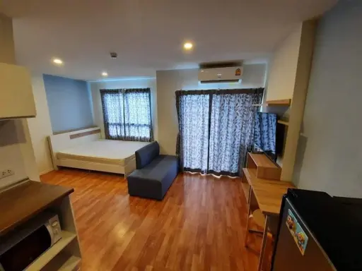 For sale: Lumpini Ville Phra Nang Klao River View Studio, Building B2, 3rd floor, not hot, if you miss it you will regret it. Hurry.