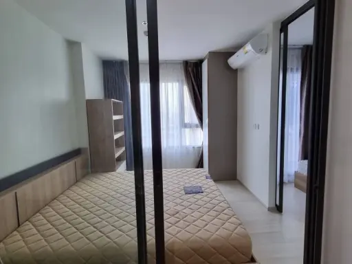 For rent: Life One Wireless, nice room, fully furnished, spacious and comfortable, high floor. Book now!