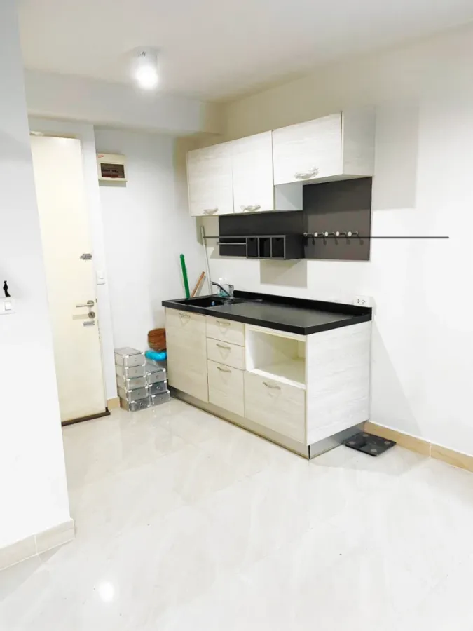 ขาย IRIS Avenue อ่อนนุช - วงแหวน อาคาร 1 ชั้น 2 พื้นปูกระเบื้องแกรนิโต แถมเฟอร์นิเจอร์ทั้งหมด จองแล้วจะไม่ผิดหวัง