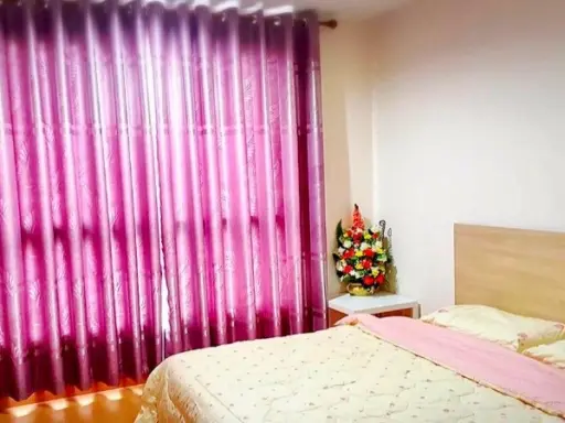 For rent Condo Life at BTS Tha Phra, corner room has privacy. Affordable price, reserve quickly.