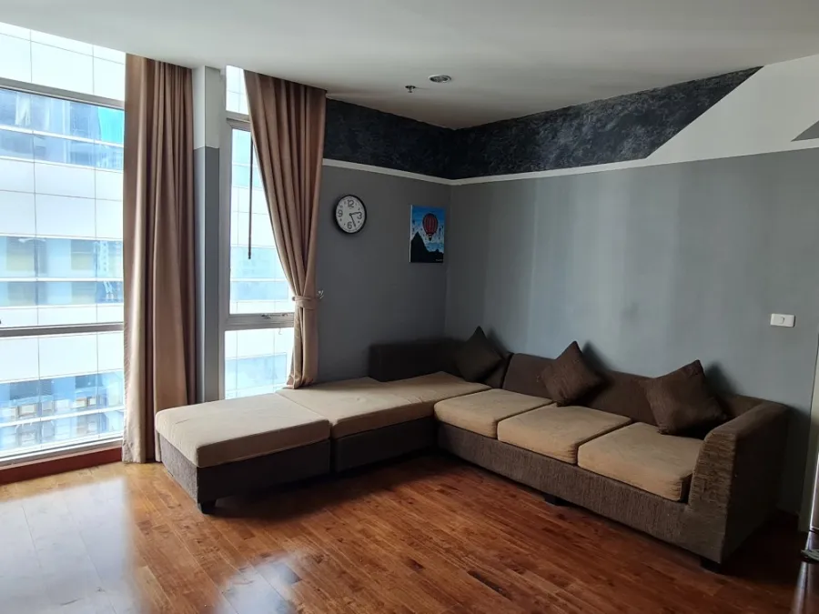 Sell, rent, The Master Centrium, 21st floor, spacious room, big sofa, very comfortable to sit and sleep, hurry up and book now.