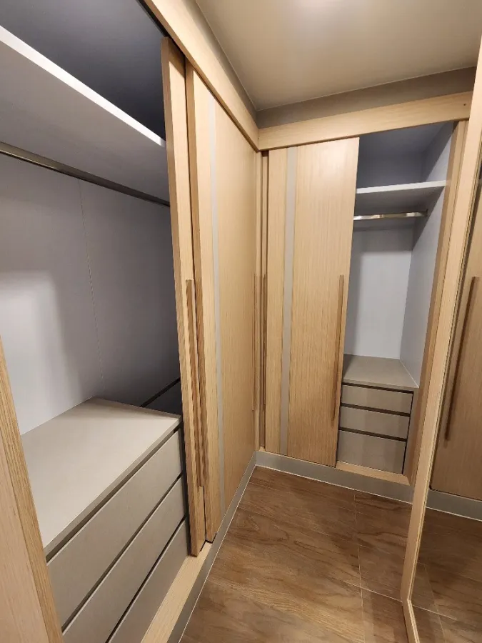 For rent!! Condo The Master Sathorn Executive Beautiful room, newly decorated in the whole room. Ready to move in immediately!!