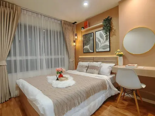 For sale Lumpini Nawamin Sri Burapha, beautiful room, cozy style, high floor, corner room, garden view, clear view, cool weather all day, urgent.
