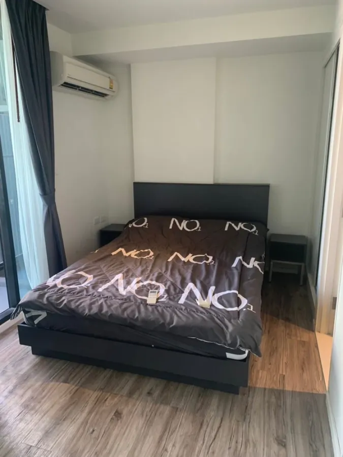 ให้เช่า Parque Phutthabucha 48 ห้องชั้น 5 มาพร้อมสิ่งอำนวยความสะดวกครบครัน วิวสระว่ายน้ำ จองเลย
