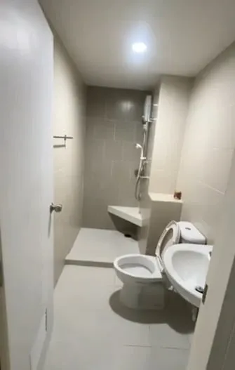 For rent: The Kith Plus Phahonyothin Khukot, 1 bedroom, 1 bathroom, comes with a washing machine at a great price. Book now!