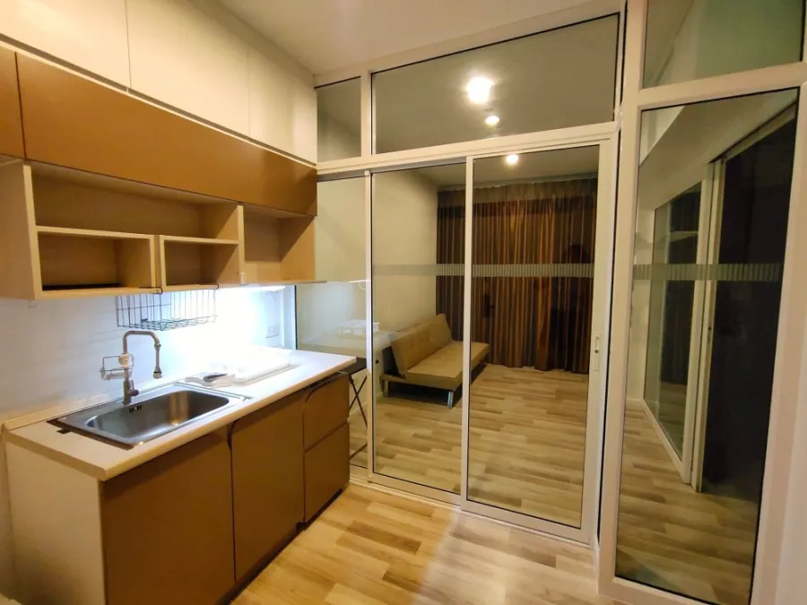 Sale/Rent Condo The Key Sathorn Ratchapruek. Nice decorated room. We have everything done here, 19th floor, beautiful view. If interested, you need to