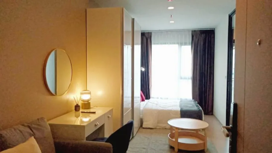 Condo for rent Life Asoke Hype, studio room, 26th floor, fully furnished. Just come and ready to move in immediately. Hurry up.