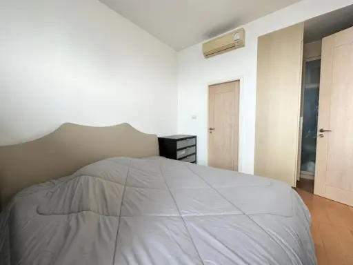 Sell Wind Ratchayothin, 24th floor, spacious room, comfortable living, comes with full decoration, book now, don't miss it.