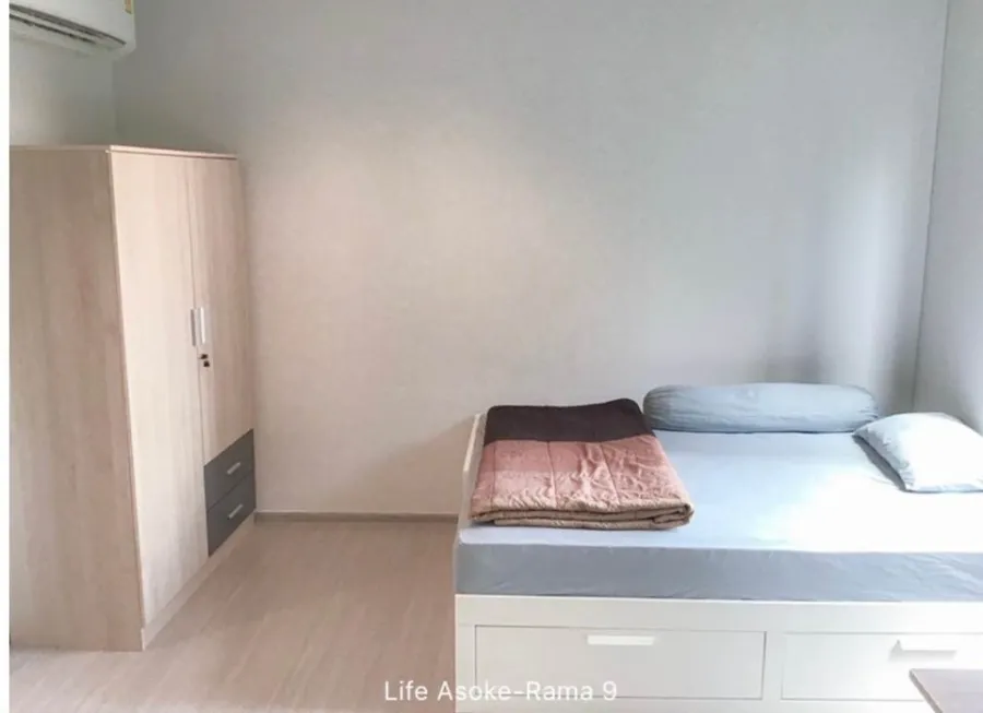 Condo for sale, Life Asoke-Rama 9, color tone, easy decoration, 11th floor, nice to live in, like this, you need to reserve now.