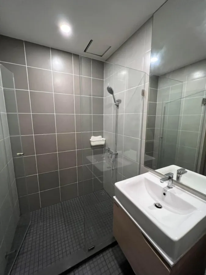 Sell / Rent Condo Ideo O2 Bang Krachao View Complete with electrical appliances, near the train station, very convenient to travel