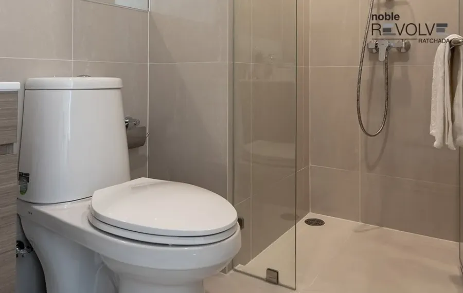 For rent: Noble Revolve Ratchada, a lovely unit with an unobstructed north-facing view and fully furnished. Book now!