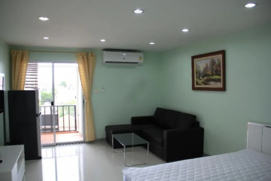 Condo for rent, Regent Home 4, Sukhumvit 85, near BTS, convenient transportation, friendly price, don't miss it!!