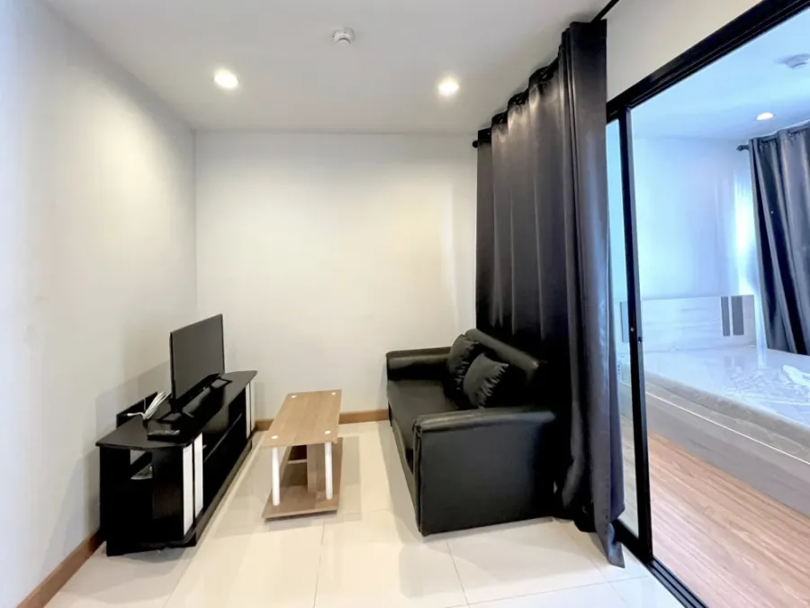 ให้เช่า Condo B-Live Tiwanon ห้องพร้อมอยู่ เฟอร์พร้อม กว้างขวาง จองเลย
