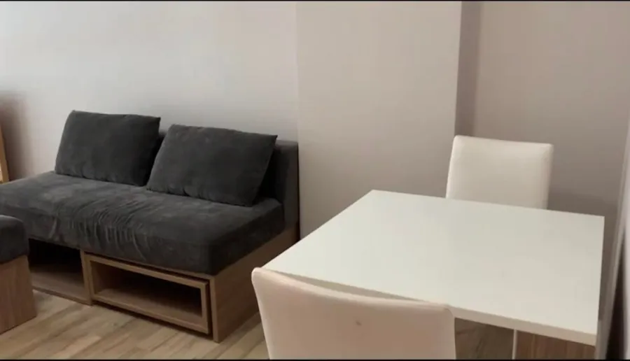 ห้องวิวสระมาแล้วจ้าาา ให้เช่า ดีคอนโด แคมปัส รังสิต เฟส 2 เครื่องใช้ไฟฟ้าครบ พร้อมวิวปังๆ จองเลย