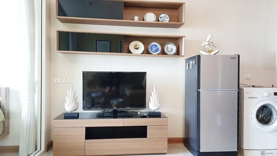 For rent, Supalai River Resort, fully furnished, ready to move in. Don't wait.