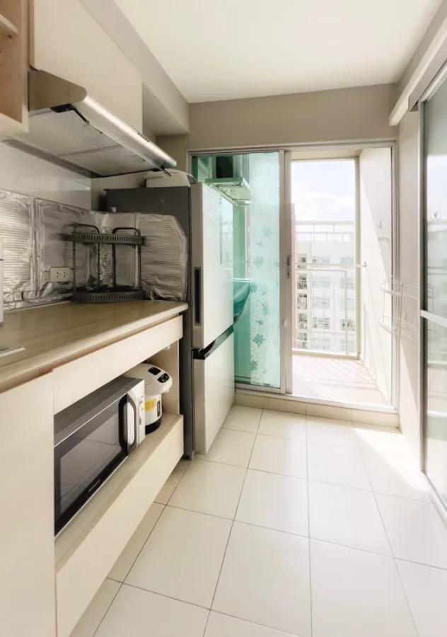 For sale or rent: Lumpini Park Riverside - Rama 3, a riverside condo on the Chao Phraya River. City views and a swimming pool provide a cool breeze al