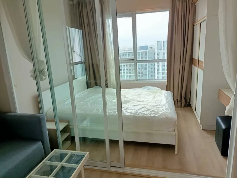 For rent: The Tempo Grand Sathorn-Wutthakat, high floor, 26th floor, fully furnished, just bring your own luggage and move in.